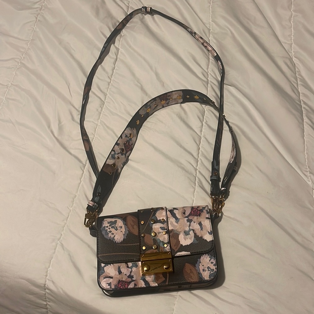 Love and Lore purse
